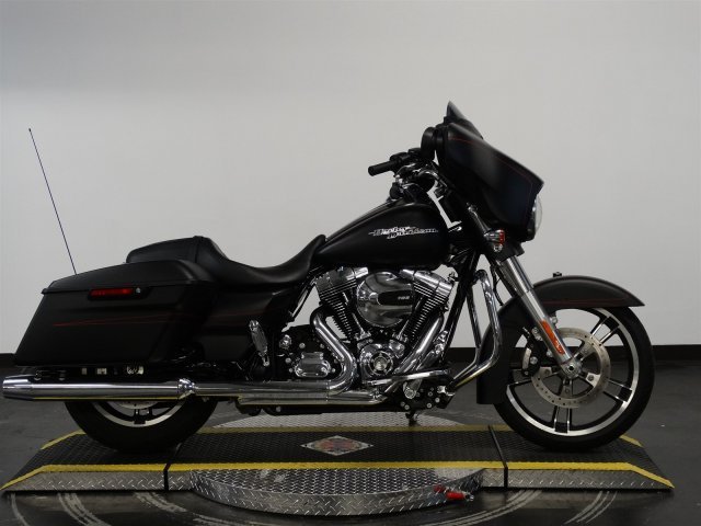 2016 Harley-Davidson Street Glide Special FLHXS