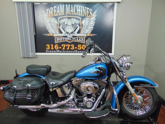 2011 Harley-Davidson Heritage Softail Classic FLSTC