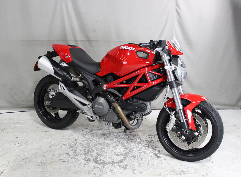 2011 Ducati Monster 696