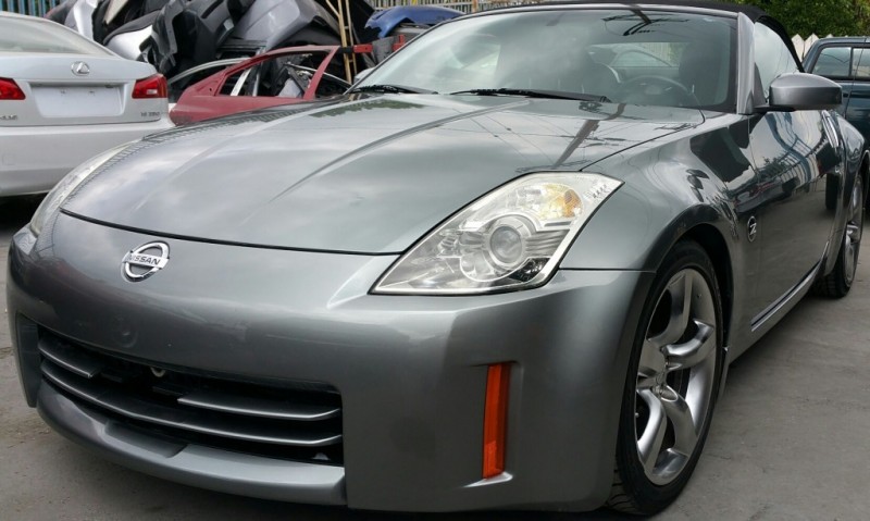 2006 Nissan 350Z 2dr Roadster Touring Auto