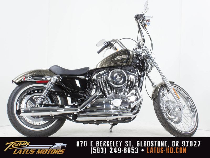 2016 Harley-Davidson XL1200V - Sportster Seventy-Two