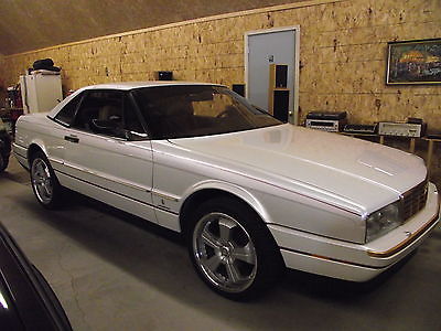 1988 Cadillac Allante 2 DOOR 88 ALLANTE PEARL WHITE/TAN LEATHER CONVERTIBLE AND HARDTOP= ORG MI 63,000