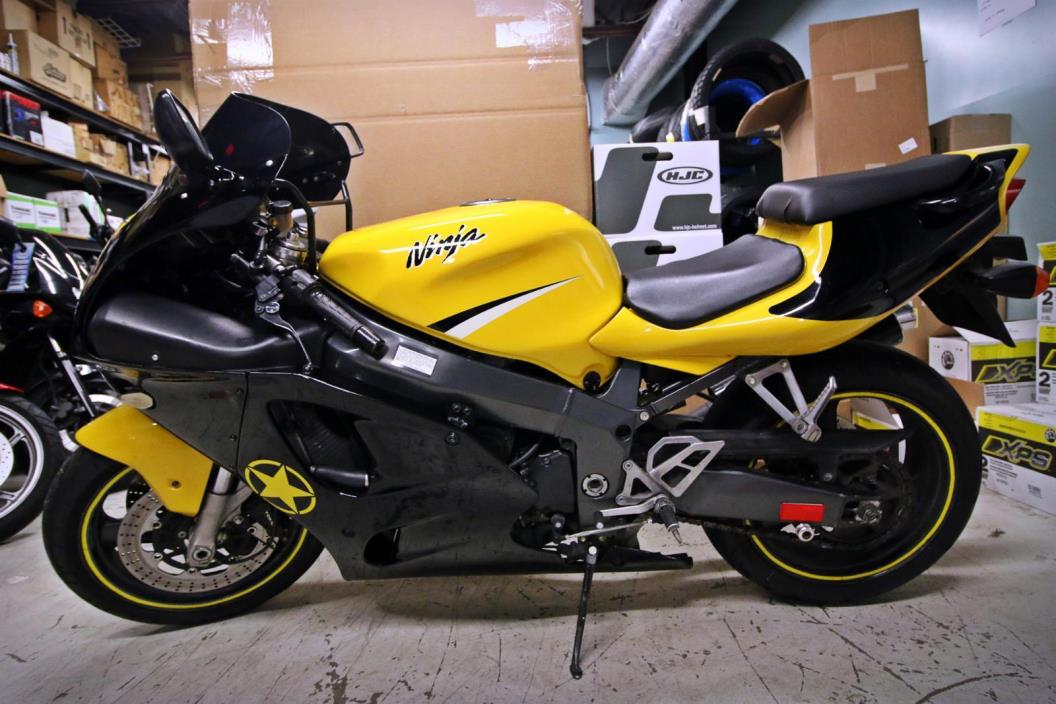 2001 Kawasaki Ninja ZX-7R