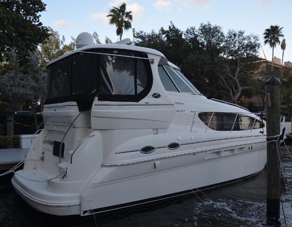 2004 Sea Ray 390 Motor Yacht