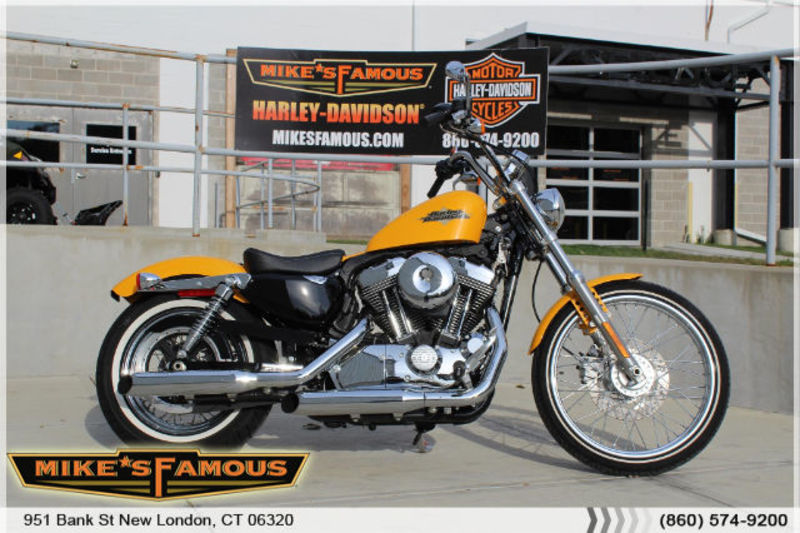 2013 Harley-Davidson XL1200V - Sportster Seventy-Two