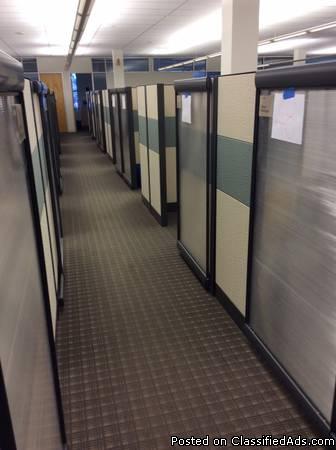 MWS-049 - Gray/Green - 8 x 8 or 8 x 10 Teknion Leverage Cubicles, 2