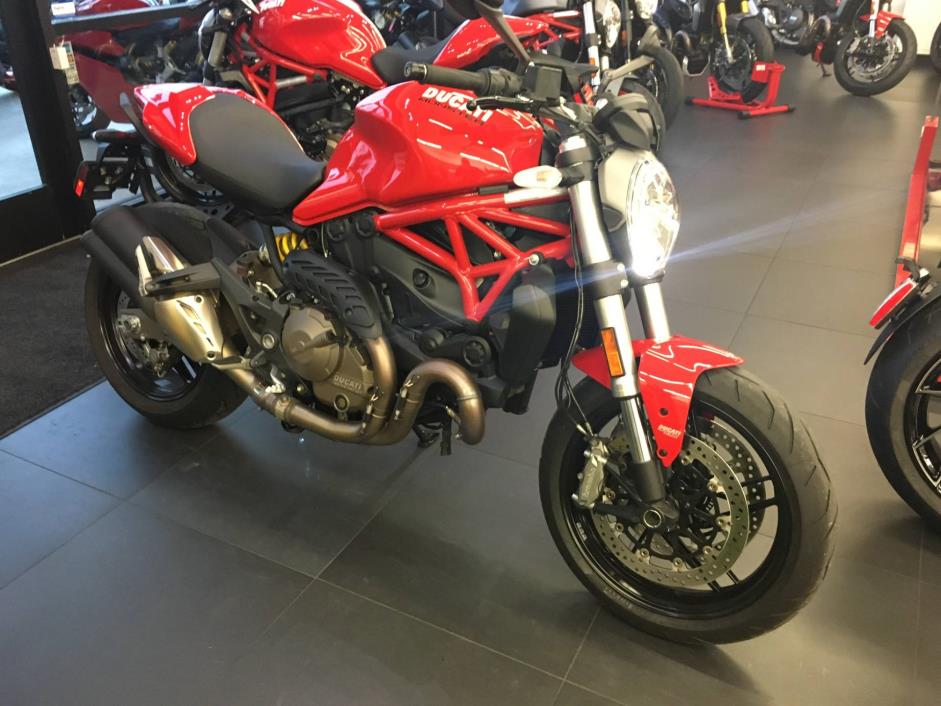 2015  Ducati  Monster 821