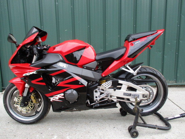 2002 Honda CBR 954RR WITH MANY EXTRAS MUST SEE