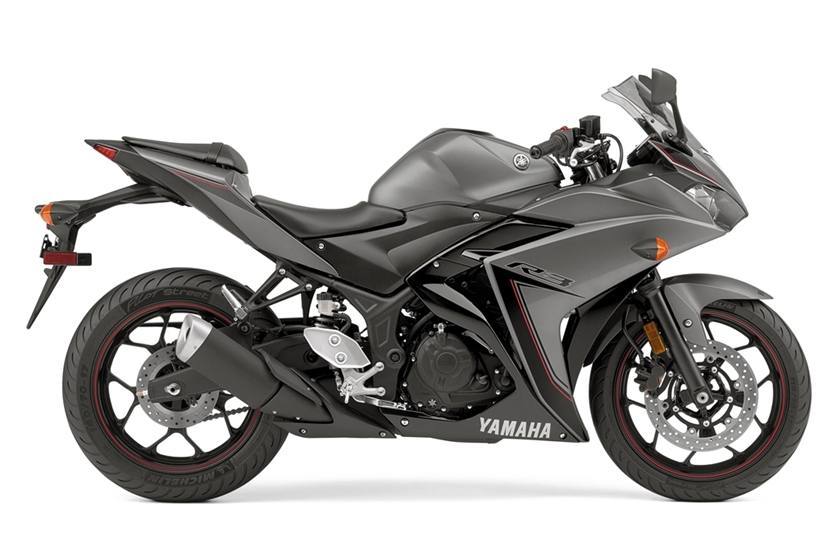 2016 Yamaha YZF-R3 MSRP $4990 Call for Leftove