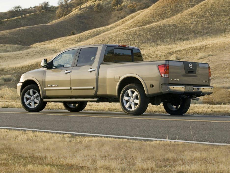 2011 Nissan Titan SV