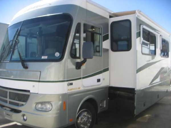 2003  Fleetwood  Southwind 35R