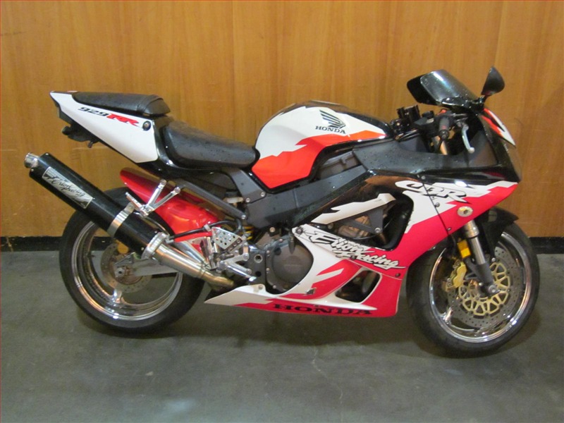 2001 Honda CBR900RE1