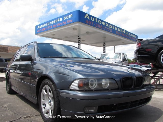 2001 BMW 528i