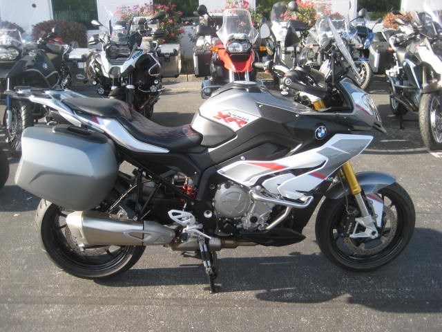 2016 BMW S1000XR *ONLY 800 MILES!*