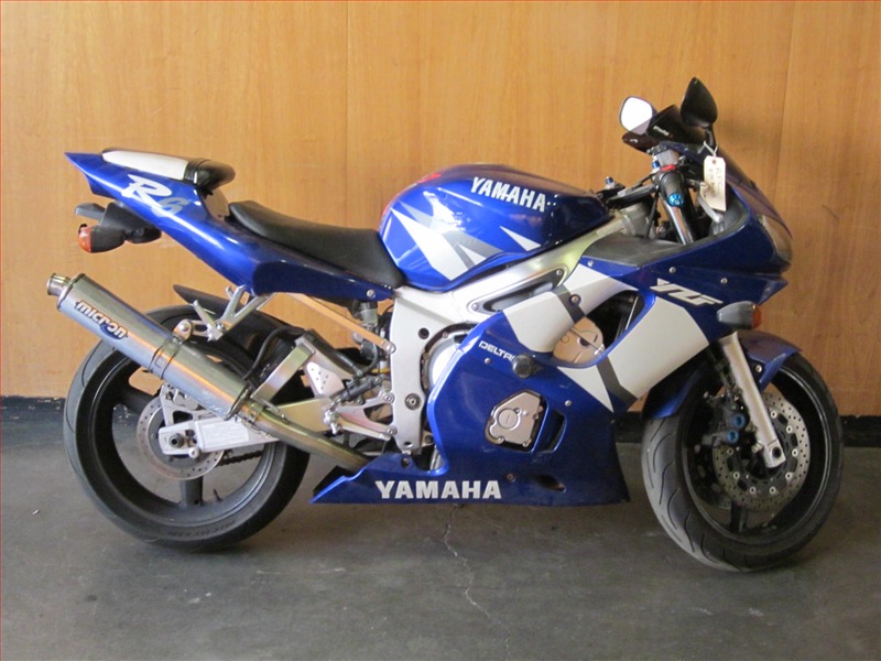 2002 Yamaha YZFR6