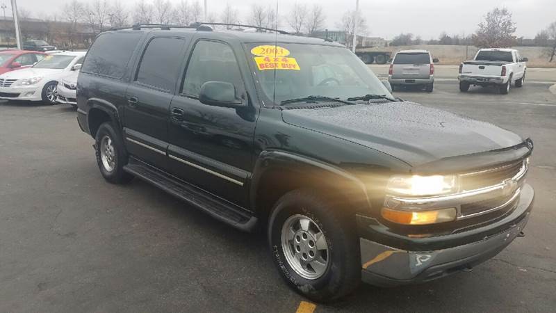 2003 Chevrolet Suburban 1500 LT 4WD 4dr SUV