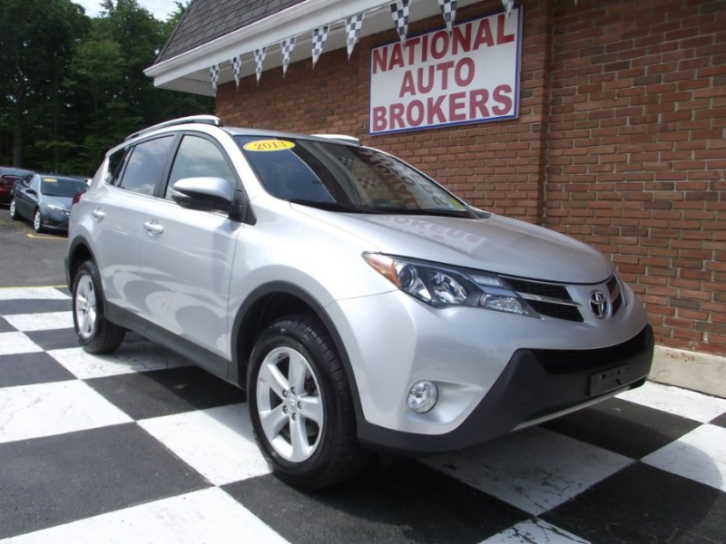 2013 Toyota RAV4 AWD 4dr XLE