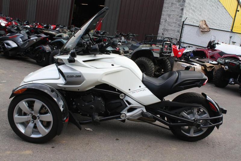 2015 Can-Am Spyder F3 6-Speed Manual (SM6)