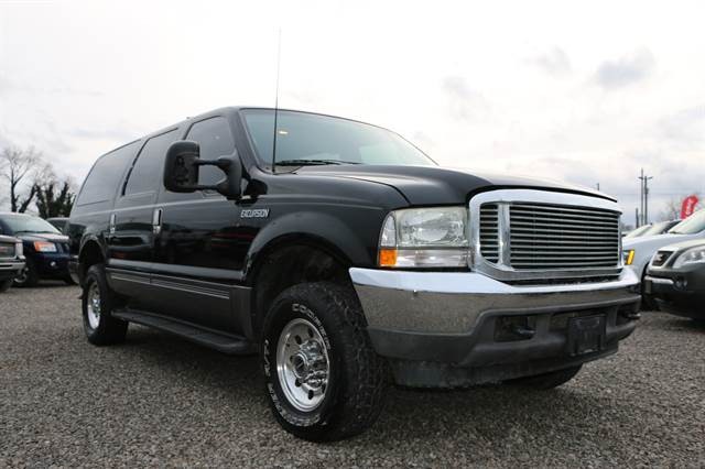 2003 Ford Excursion XLT Sport Utility 4D