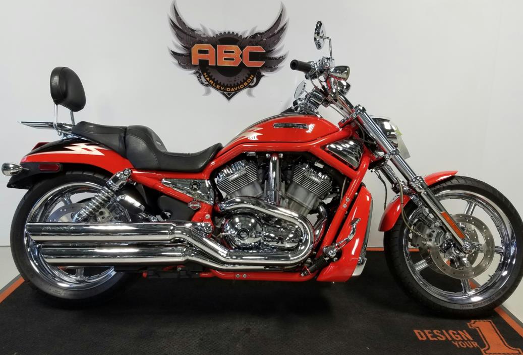 2005  Harley-Davidson  VRSCSE Screamin’ Eagle V-Rod