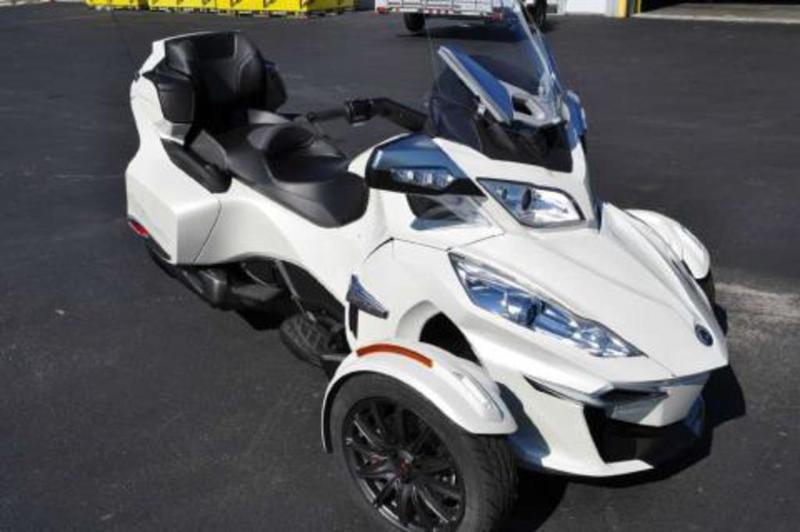 2015 Can-Am Spyder RT-S 6-Speed Semi-Automatic (SE6)