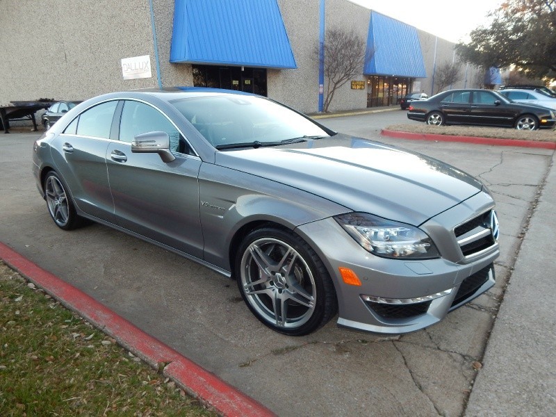2012 Mercedes-Benz CLS63 AMG Fully loaded, CARFAX 1 OWNER, SERVICED, FINANCING