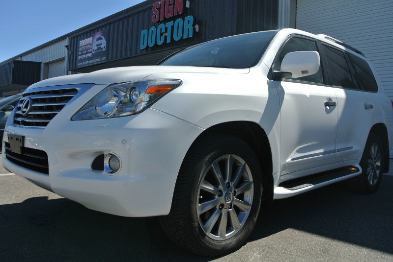 2011 Lexus LX 570 4WD 4dr