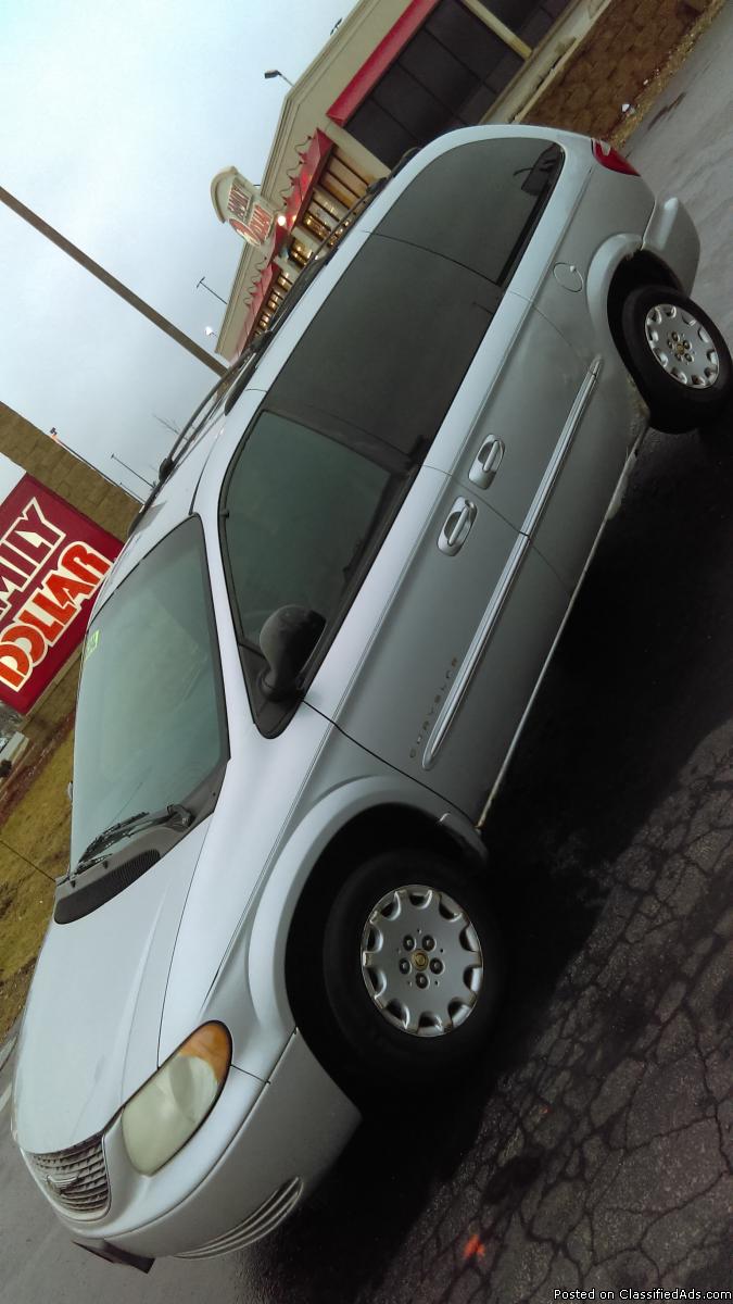 2001 CHRYSLER TOWN & COUNTRY