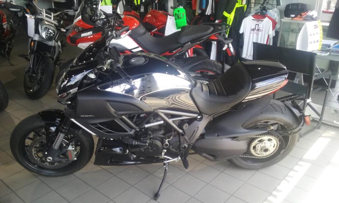 2013 Ducati Diavel Cromo