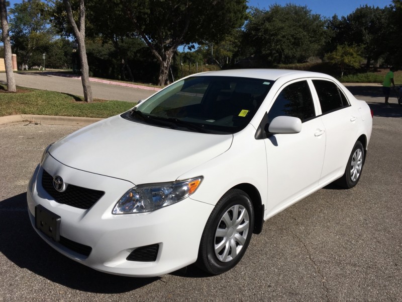 2010 Toyota Corolla 4dr Sdn Auto (Natl)