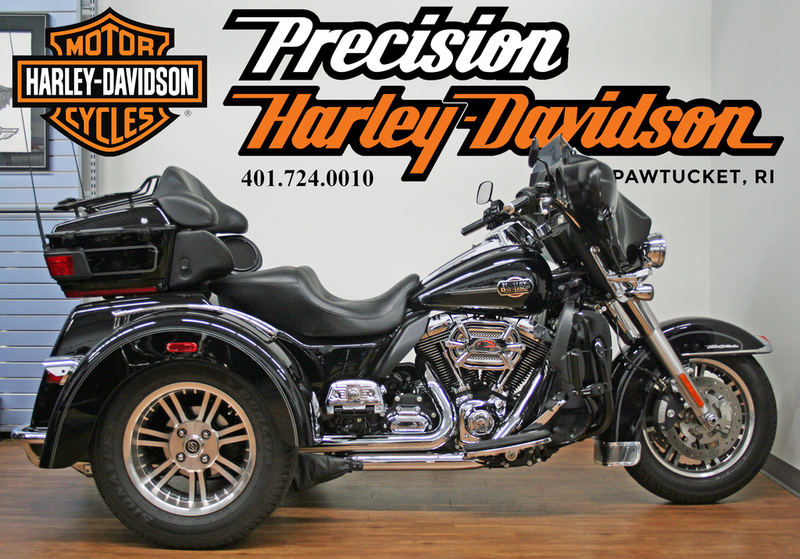 2012 Harley-Davidson FLHTCUTG - Tri Glide Ultra Classic