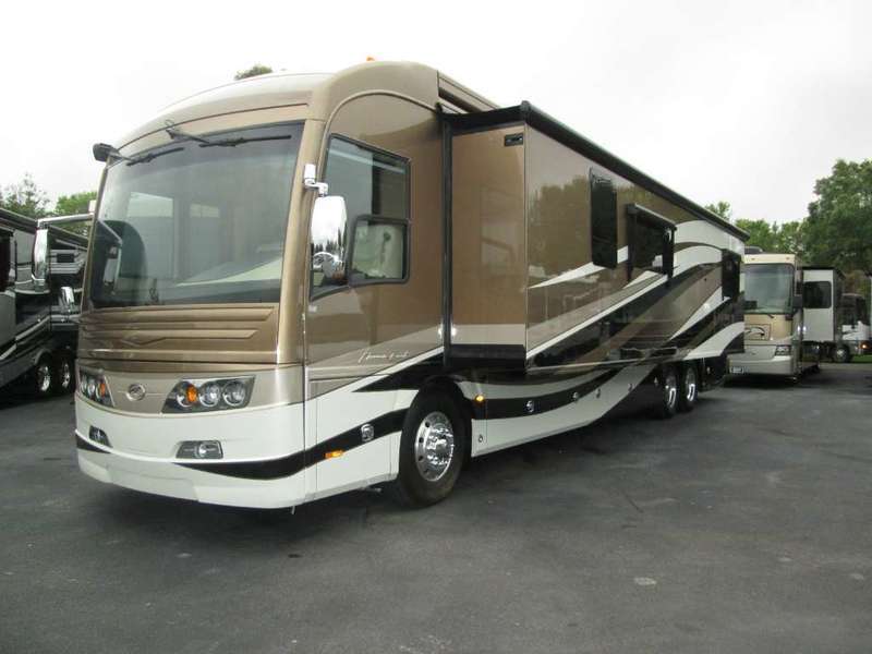 2013 American Coach Eagle 45N