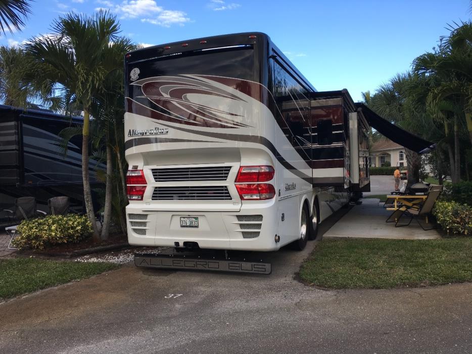 2015 Tiffin Motorhomes ALLEGRO BUS 45 LP