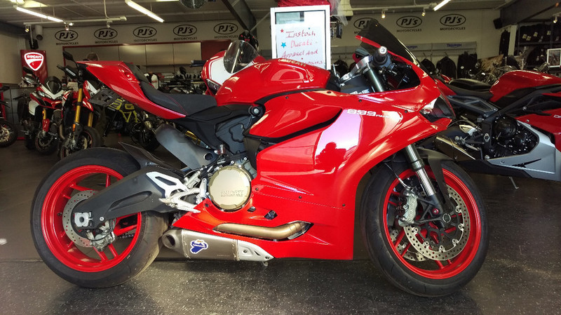 2014 Ducati Superbike 899 Panigale Red