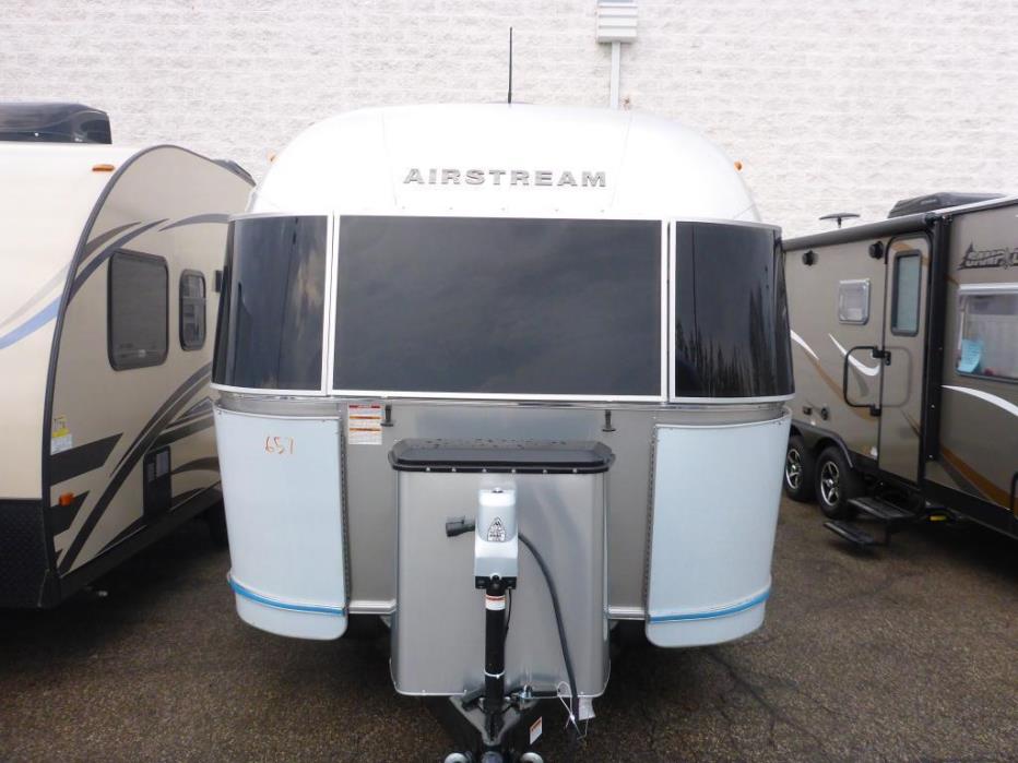 2017 Airstream Flying Cloud FC 23CNB DBL CORNER