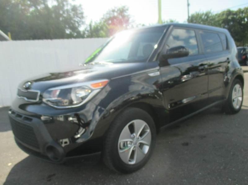 2015 Kia Soul Base 4dr Wagon 6A