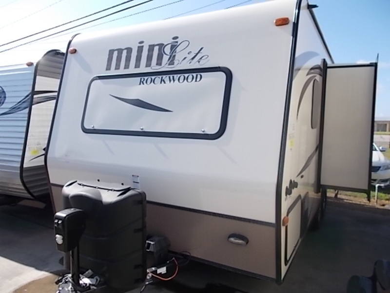 2017 Forest River Rockwood Mini Lite 2109S