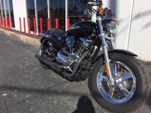 2013 Harley-Davidson Sportster XL1200 Custom