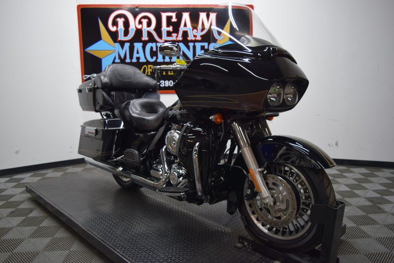 2012 Harley-Davidson FLTRU - Road Glide Ultra *Manager's Spec