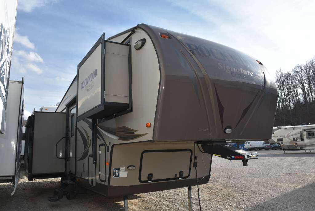 2014 Forest River 8289WS ROCKWOOD SIGNATURE ULTRA LITE