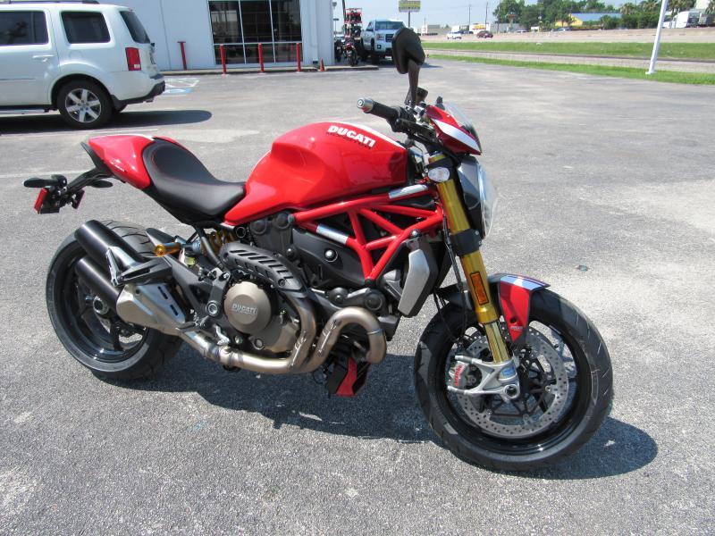 2016 Ducati Monster 1200S