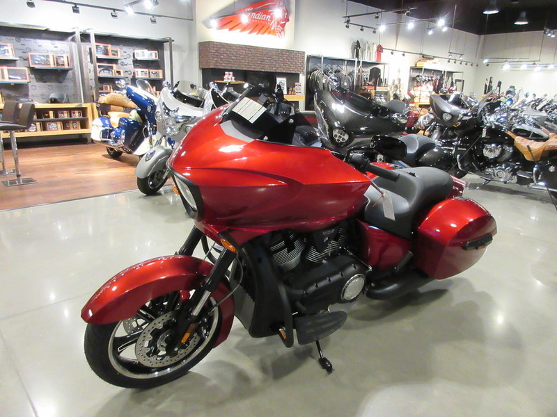 2017 Victory Cross Country Gloss Sunset Red