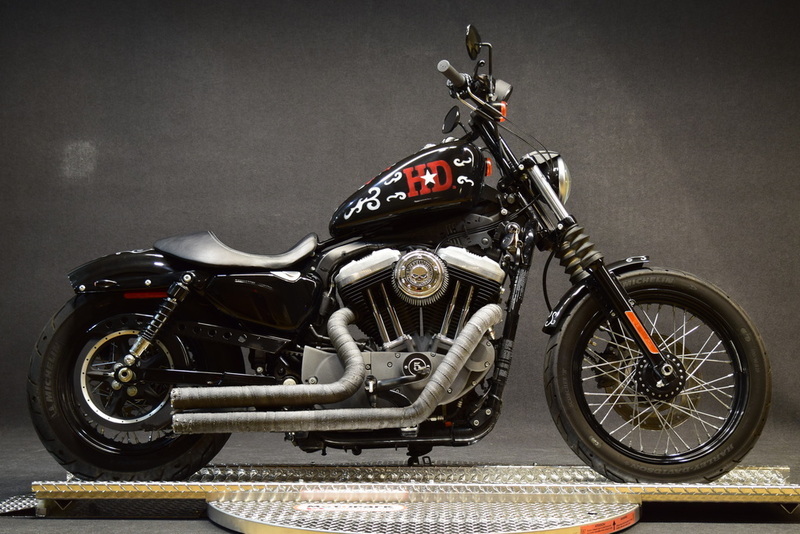 2011 Harley-Davidson XL1200N - Sportster Nightster