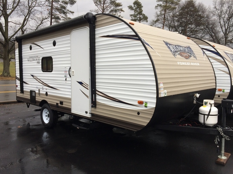 2017 Forest River Wildwood X-Lite 196BH
