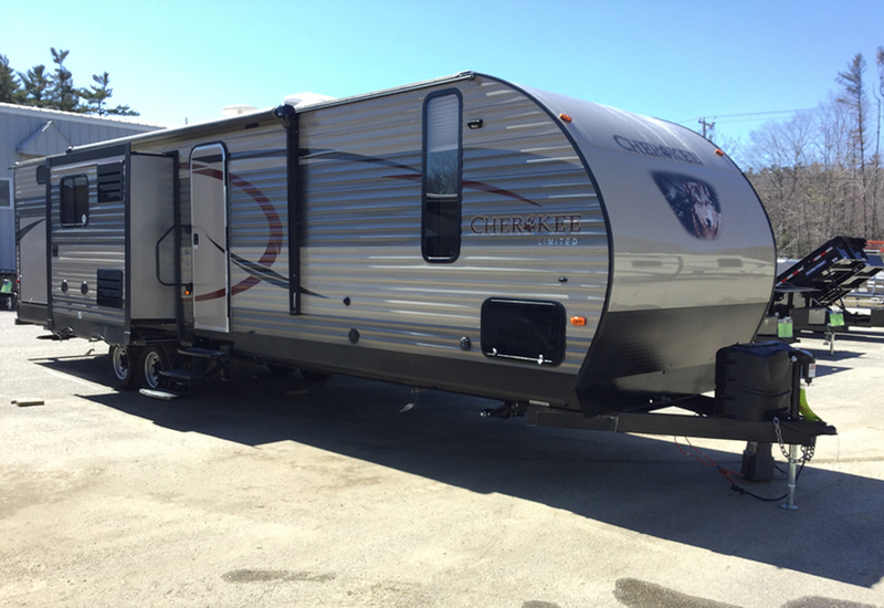 2017 Forest River Cherokee 304BH