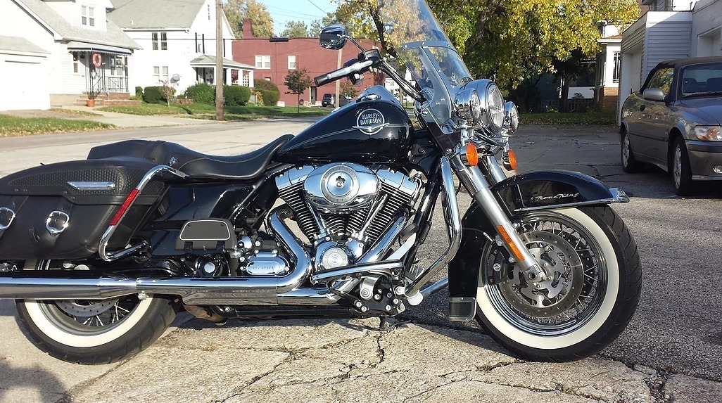 2009 Harley-Davidson FLHRC Road King Classic