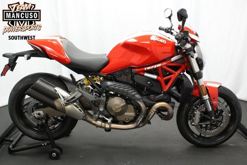 2016 Ducati Monster 821 Stripe Red with Stripe Liver