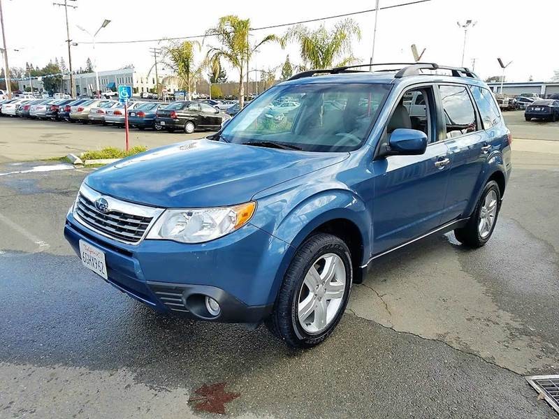 2009 Subaru Forester 2.5 X Limited AWD 4dr Wagon 4A w/Navigation