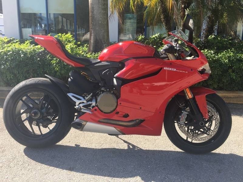 2013 Ducati Superbike 1199 Panigale S ABS