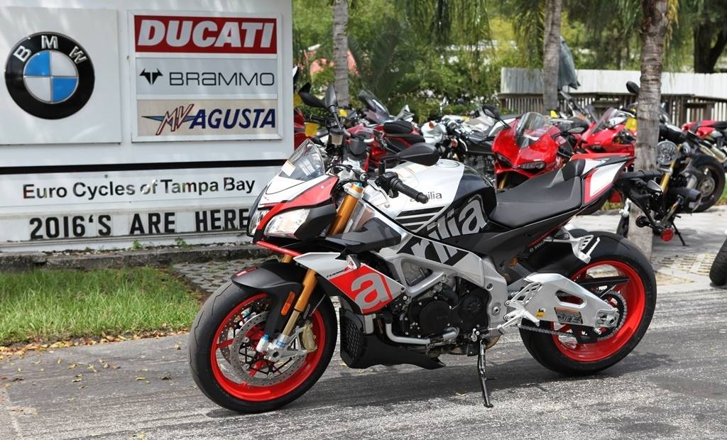 2016 Aprilia TUONO V4 1100 FACTORY DEMO